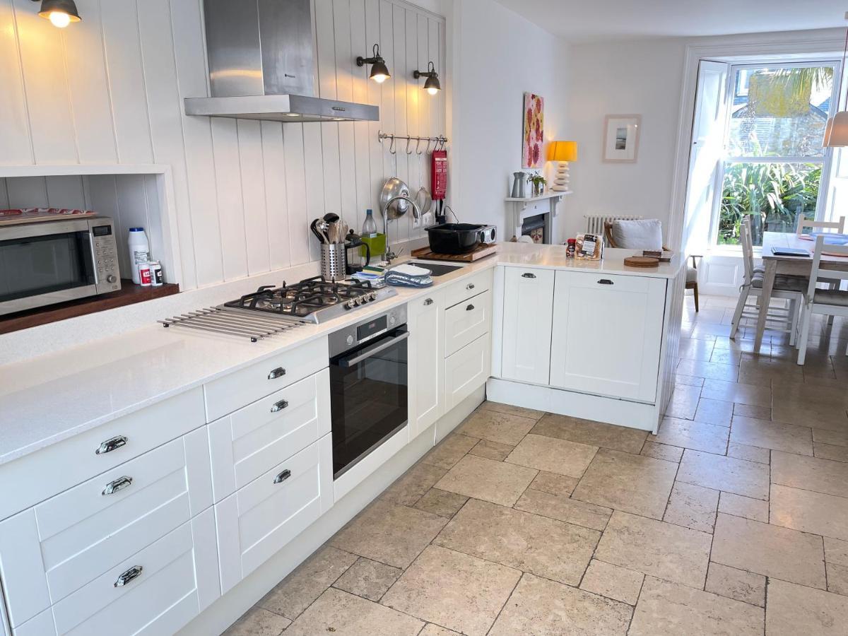 Villa Porth House, With South Facing Courtyard Garden! St Ives Esterno foto